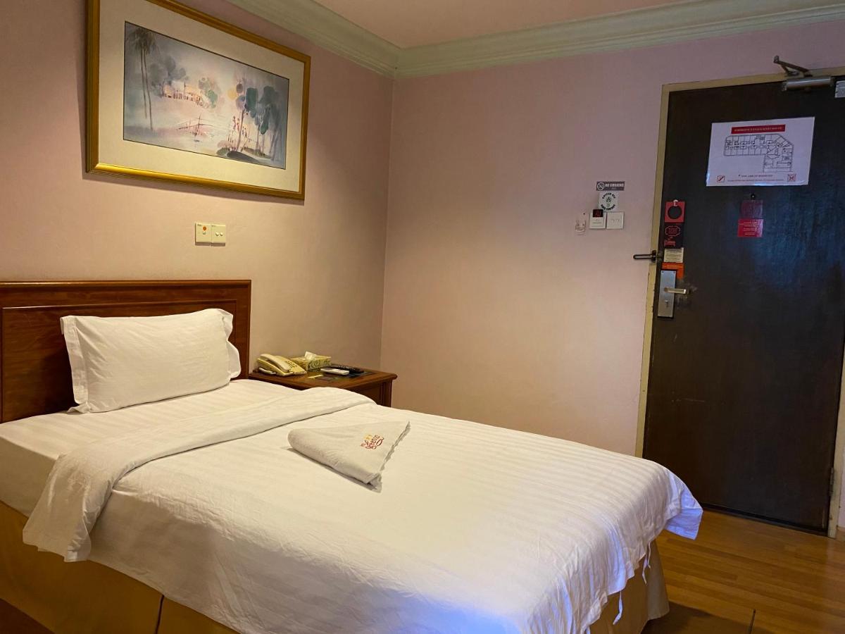 Hotel Deleeton Kota Kinabalu Dış mekan fotoğraf