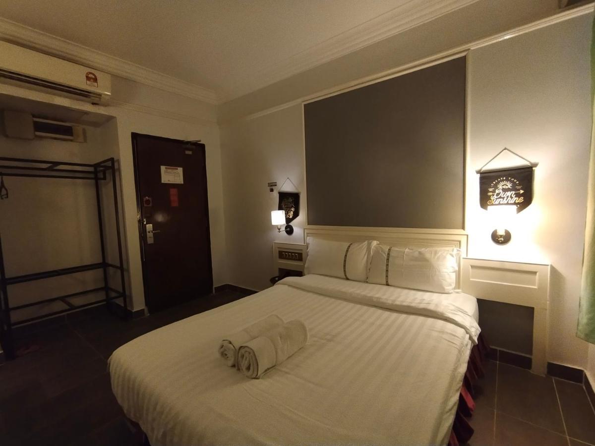 Hotel Deleeton Kota Kinabalu Dış mekan fotoğraf