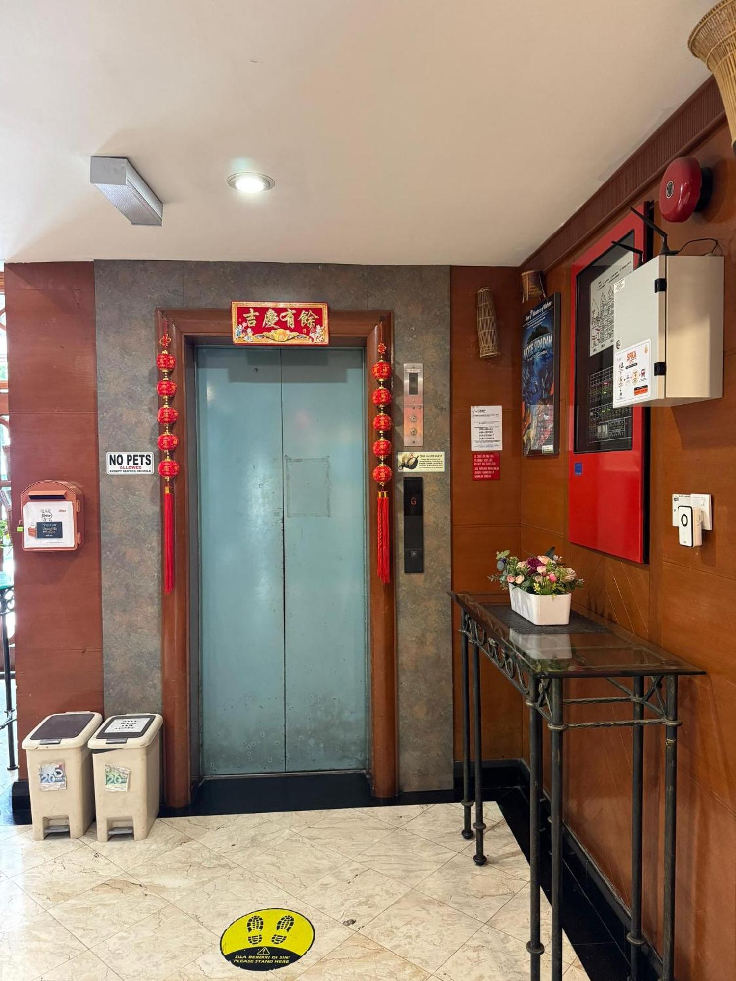 Hotel Deleeton Kota Kinabalu Dış mekan fotoğraf