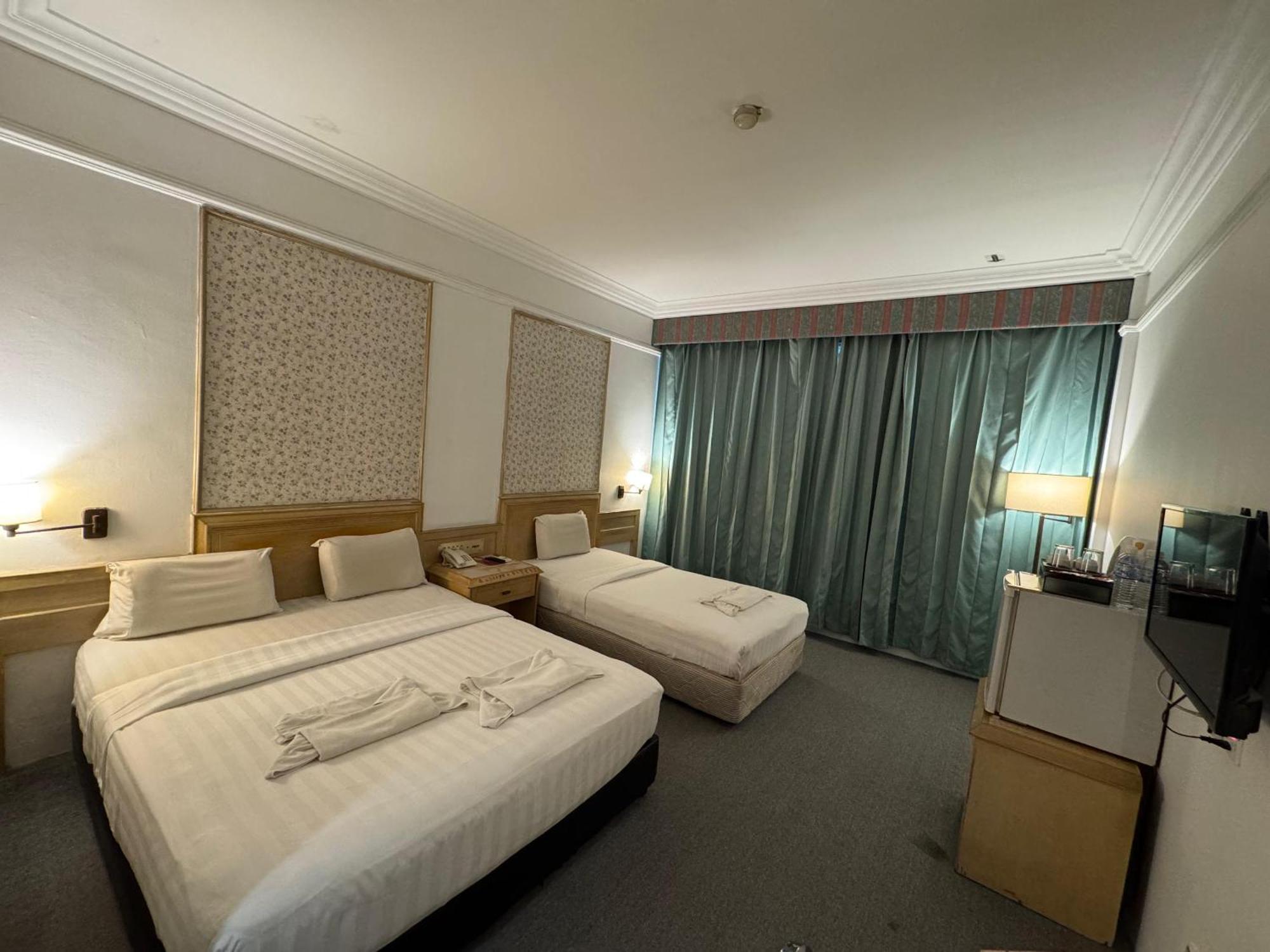 Hotel Deleeton Kota Kinabalu Dış mekan fotoğraf