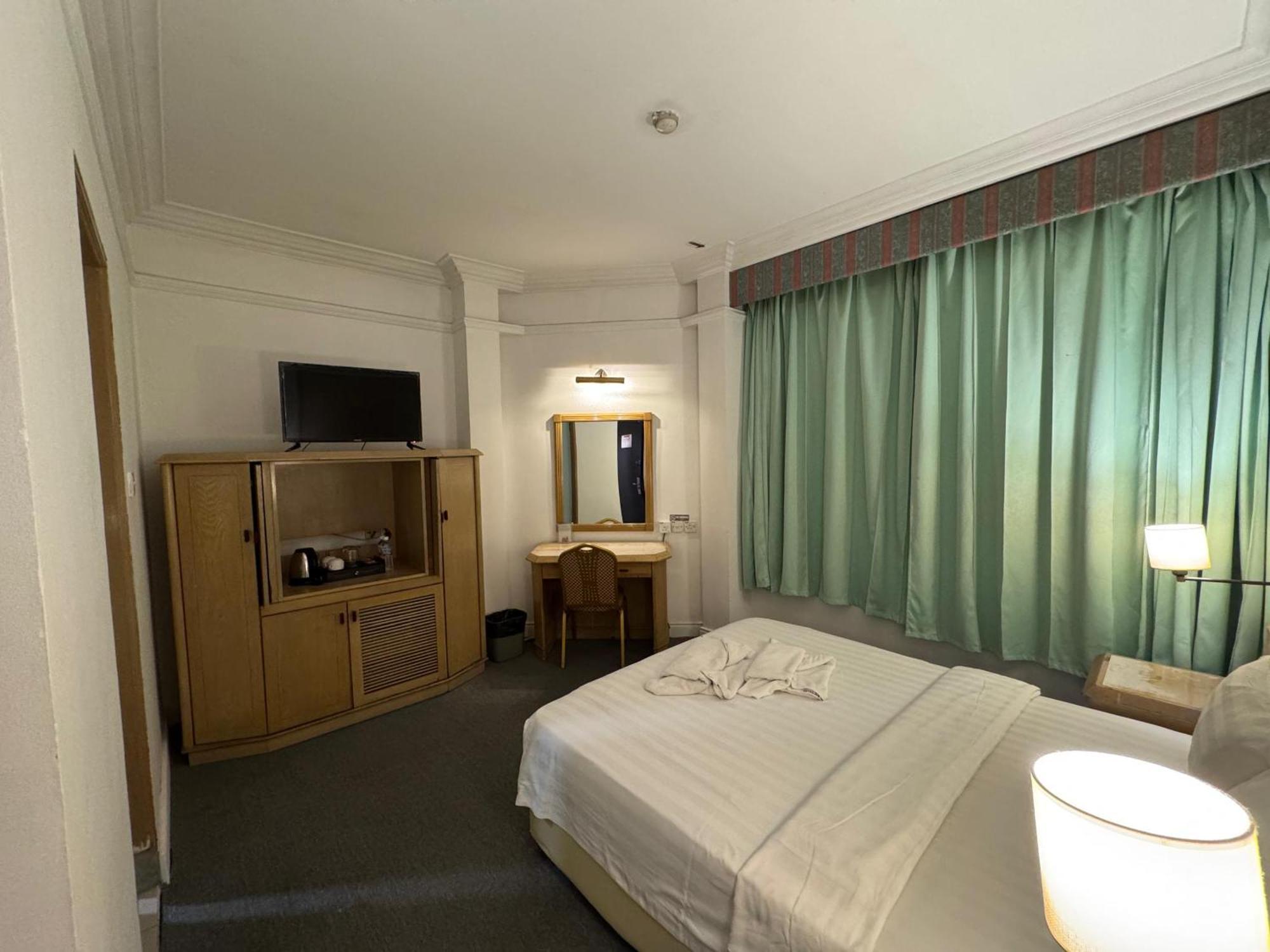 Hotel Deleeton Kota Kinabalu Dış mekan fotoğraf