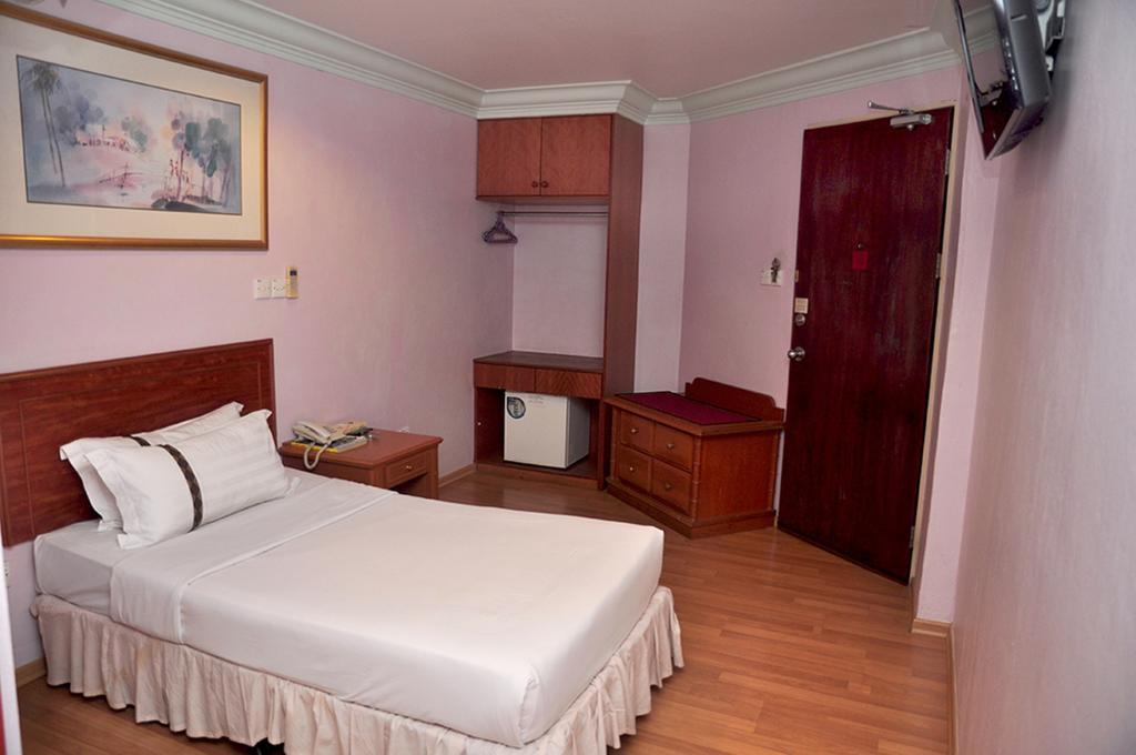Hotel Deleeton Kota Kinabalu Dış mekan fotoğraf