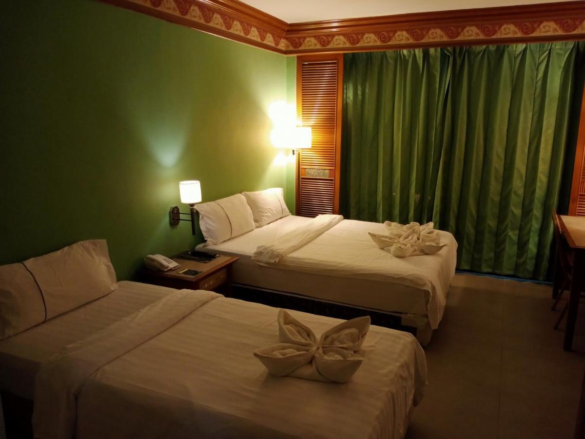 Hotel Deleeton Kota Kinabalu Dış mekan fotoğraf