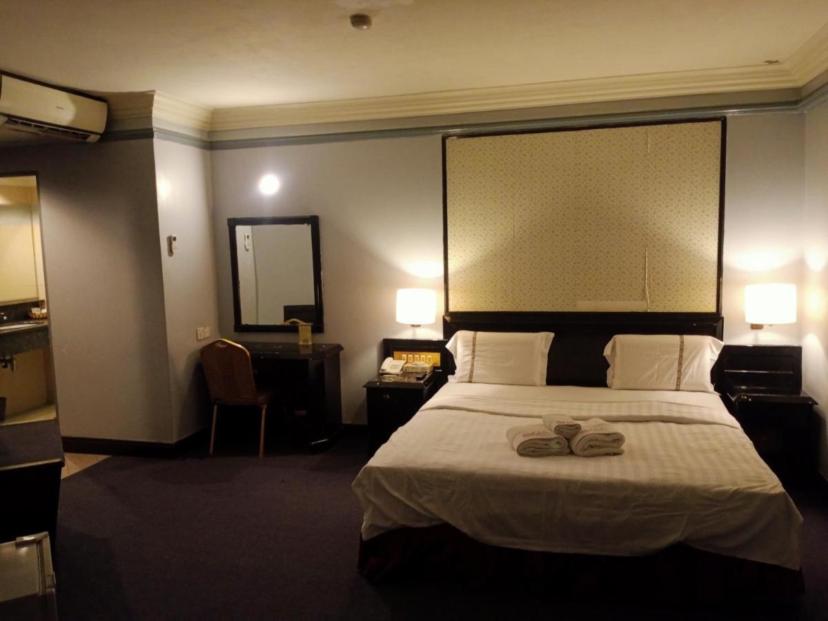 Hotel Deleeton Kota Kinabalu Dış mekan fotoğraf