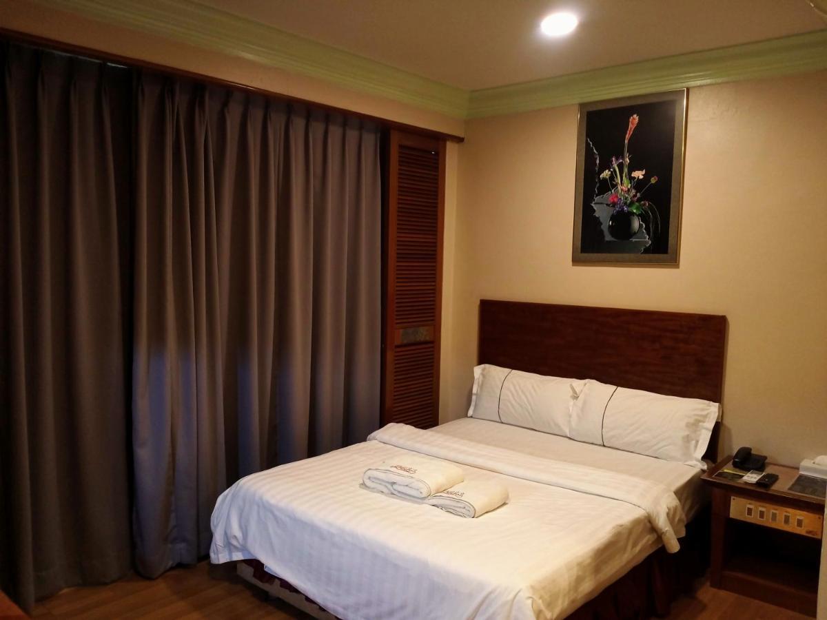 Hotel Deleeton Kota Kinabalu Dış mekan fotoğraf